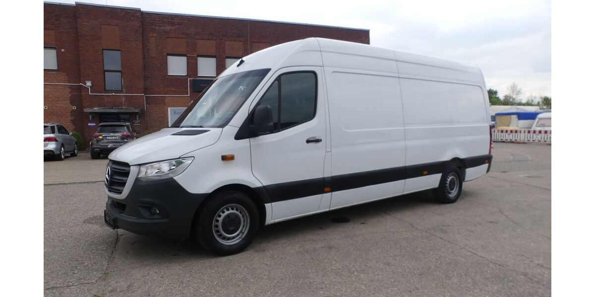 Mercedes-Benz Sprinter 236.314 km 22.950 &euro; Essen 45309
