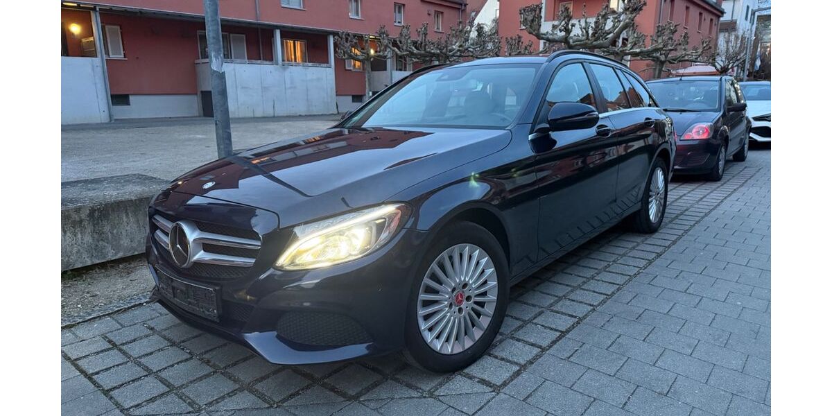 Mercedes-Benz C 250 211.000 km 12.000 &euro; Ingolstadt 85055