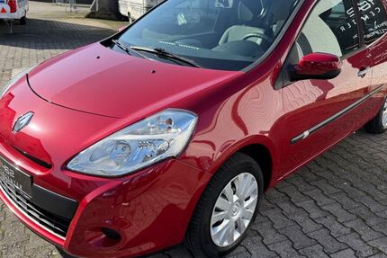 Renault Clio 89.120 km 4.980 &euro; Gaggenau 76571