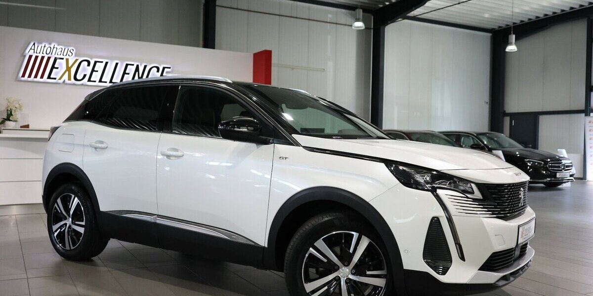 Peugeot 3008 1.2 PureTech ALLURE GT-LINE / I-COCKPIT,LED 22.000 km 17.777 &euro; Hamm 59077
