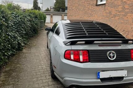 Ford Mustang 151.525 km 12.500 &euro; Essen 45133