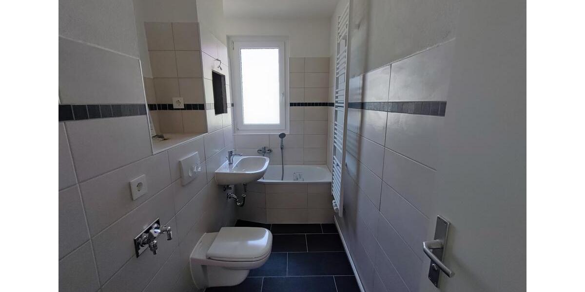 Etagenwohnung Merseburg - 3 Zimmer, 59 m&sup2;, 352&euro; | Angebot:26662548