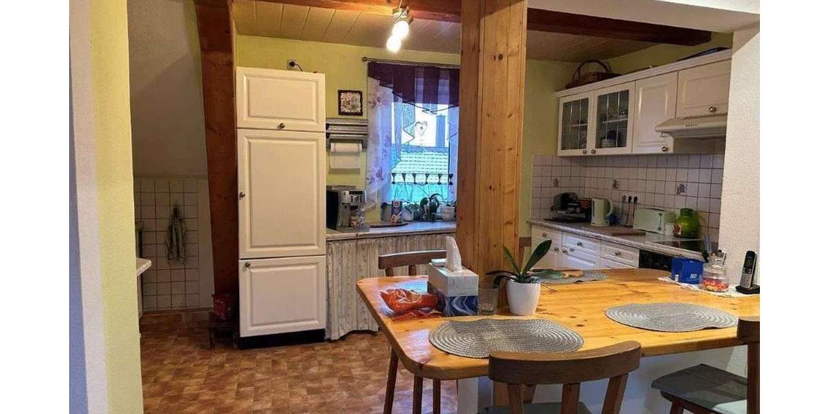 gepflegtes, freistehendes Ein- Zweifamilienhaus in ruhiger Lage von Peuschen zu verkaufen - Einfamilienhaus Peuschen | Angebot:20430380