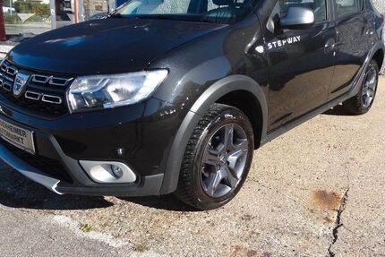 Dacia Sandero 30.000 km 9.990 € Heidenheim 89520