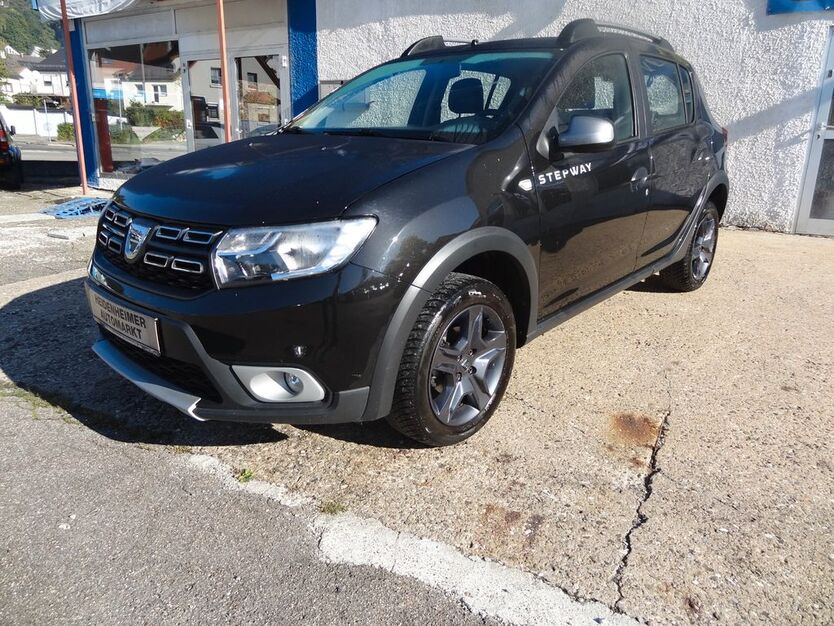 Dacia Sandero 30.000 km 9.990 € Heidenheim 89520