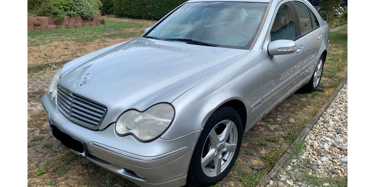 Mercedes-Benz C 240 106.000 km 4.500 &euro; Eppertshausen 64859