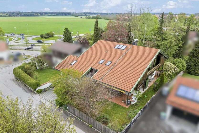 Haus zum Kaufen in Otterfing 1.450.000 € 326.66 m²
