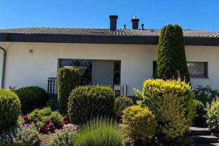 Haus Blieskastel - 8 Zimmer, 220 m&sup2;, 599.000&euro; | Angebot:27158306