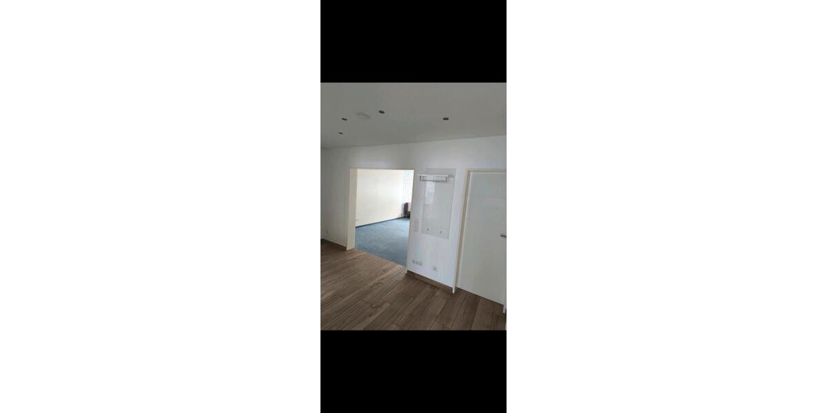 Hochparterre Garbsen - 3 Zimmer, 70 m&sup2;, 985&euro; | Angebot:26406970