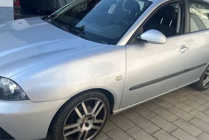 Seat Ibiza 228.500 km 1.300 &euro; Deißlingen 78652