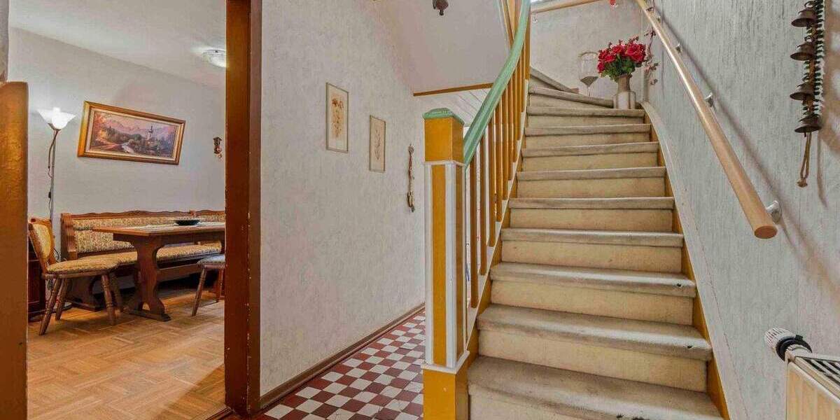 Doppelhaushälfte Bedburg Kirchherten - 3 Zimmer, 93 m&sup2;, 165.000&euro; | Angebot:25775757