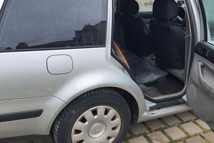 VW Golf 175.000 km 1.400 &euro; Bad Friedrichshall 74177