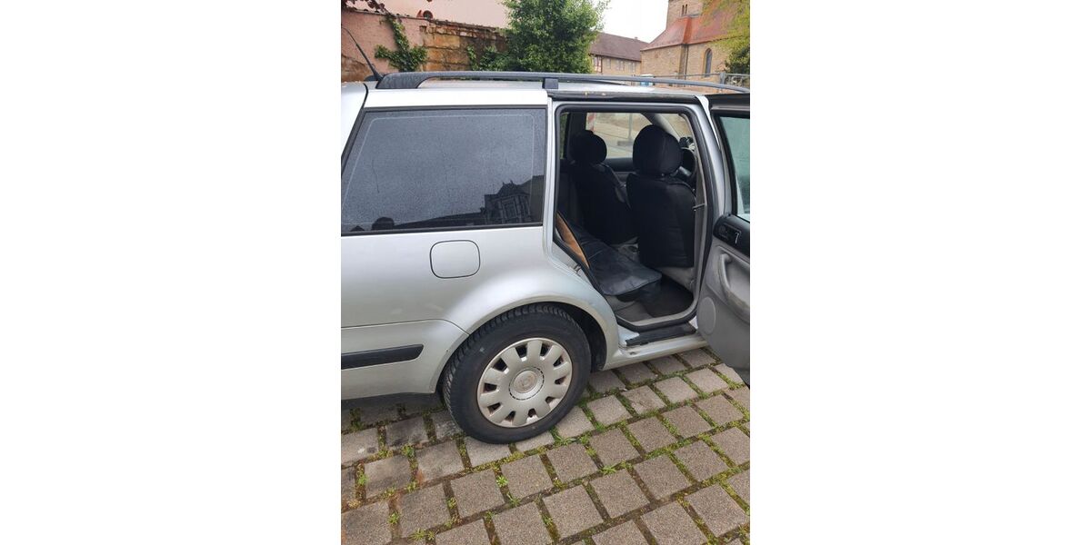 VW Golf 175.000 km 1.400 &euro; Bad Friedrichshall 74177