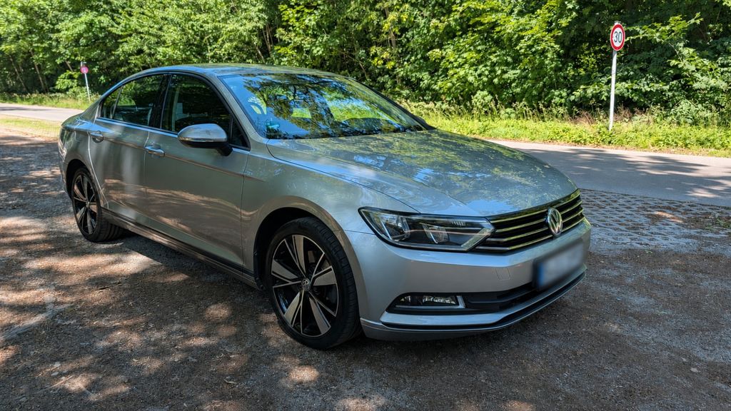 VW Passat 69.000 km 14.200 &euro; Stuttgart 70597