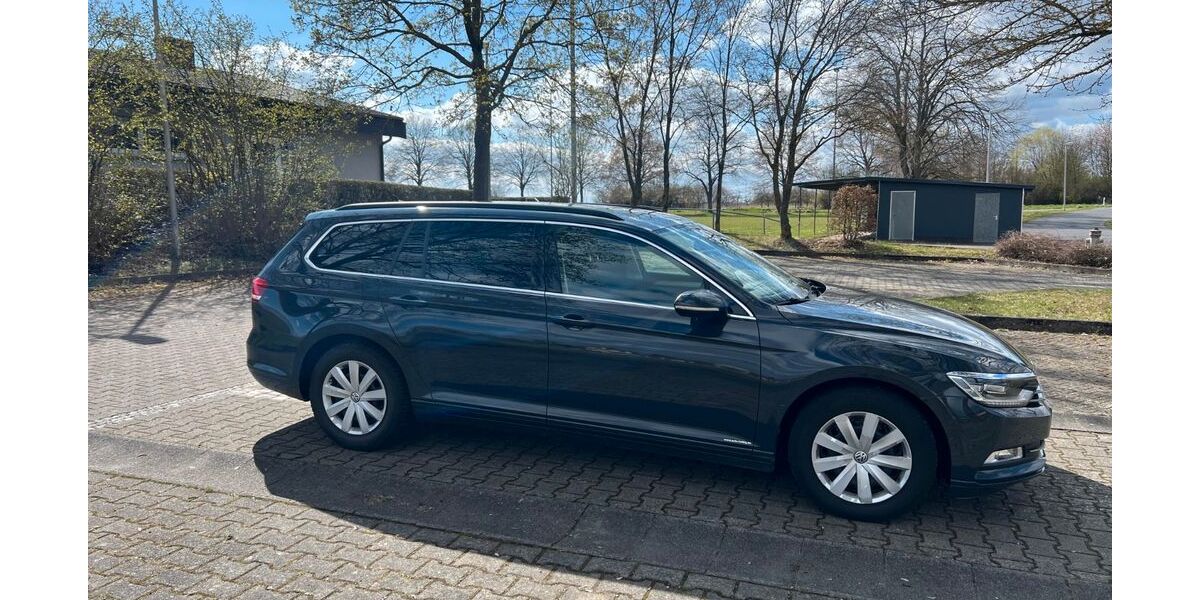VW Passat 143.900 km 14.999 &euro; Hergolshausen 97534