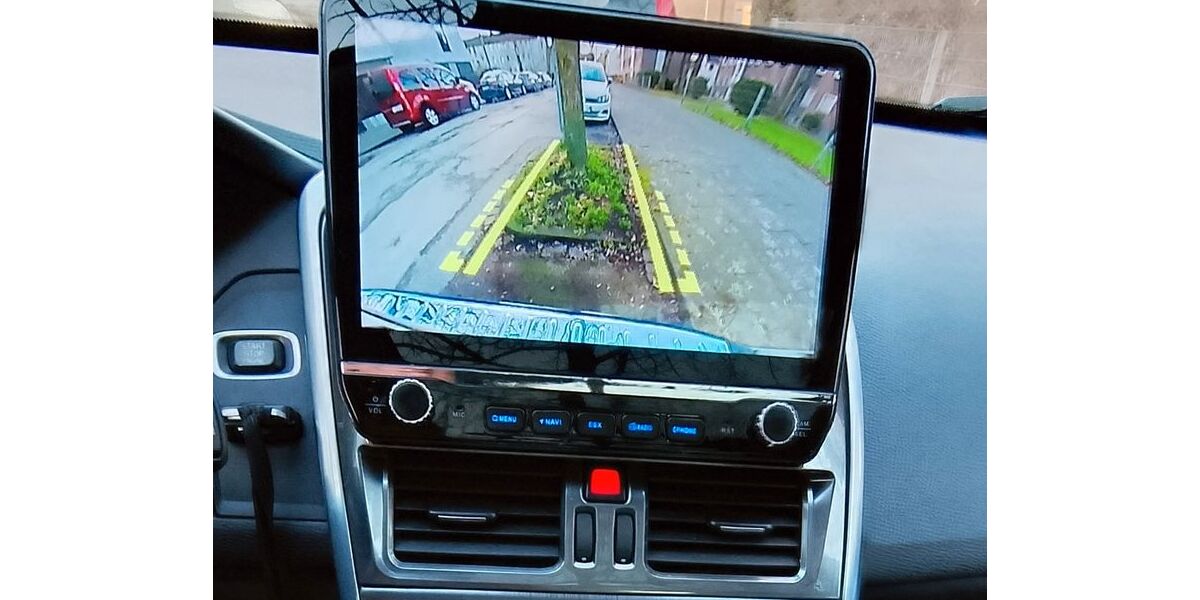 Volvo XC60 204.000 km 15.390 &euro; Duisburg 47136