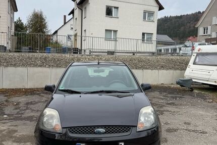Ford Fiesta 151.800 km 1.699 &euro; Tuttlingen 78532