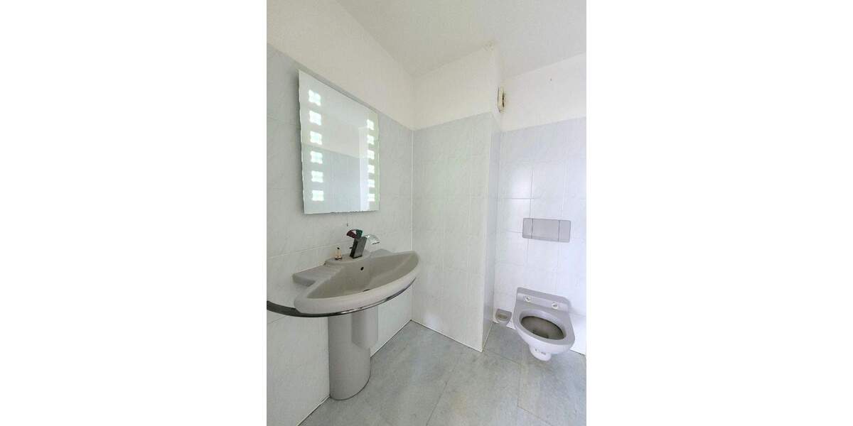Einfamilienhaus Schopfheim - 8 Zimmer, 272 m&sup2;, 675.000&euro; | Angebot:25876998