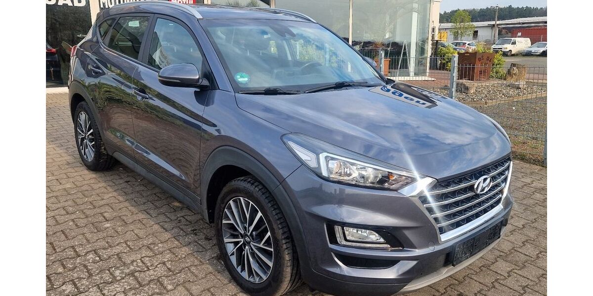 Hyundai TUCSON 80.000 km 16.550 &euro; Thale 06502