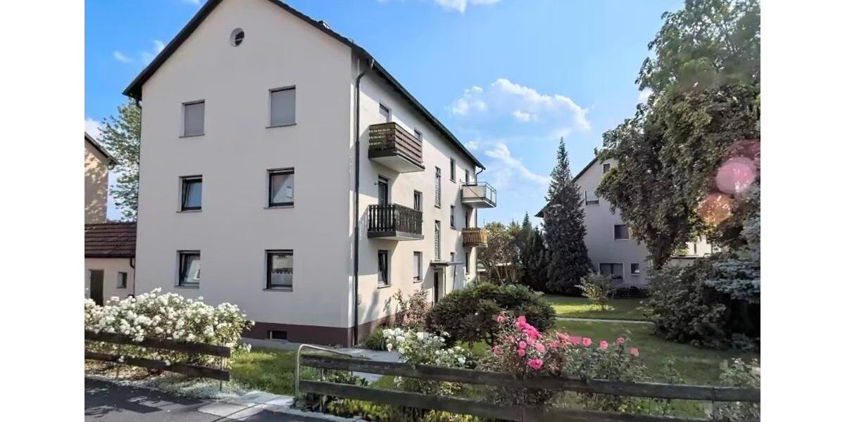 Hochparterre Sulzbach-Rosenberg Rosenberg - 2.5 Zimmer, 65 m&sup2;, 98.000&euro; | Angebot:25420852