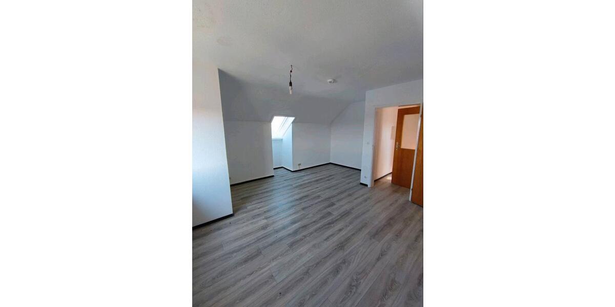 Dachgeschoßwohnung Giengen an der Brenz - 1 Zimmer, 35 m&sup2;, 76.000&euro; | Angebot:26446262