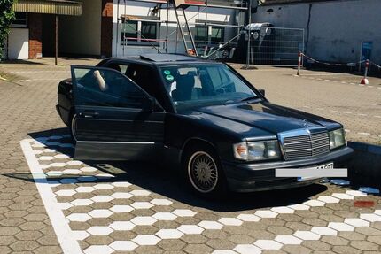 Mercedes-Benz 190 174.000 km 6.249 &euro; Wedel 22880