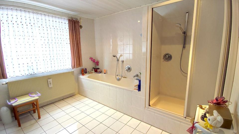 Reihenhaus Ansbach - 6 Zimmer, 140 m&sup2;, 399.000&euro; | Angebot:26338375