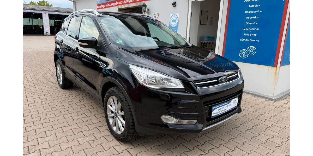 Ford Kuga 185.454 km 10.999 &euro; Jade 26349