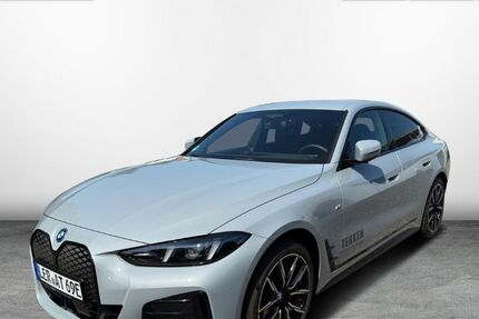 BMW i4 12.500 km 58.350 € Leer 26789