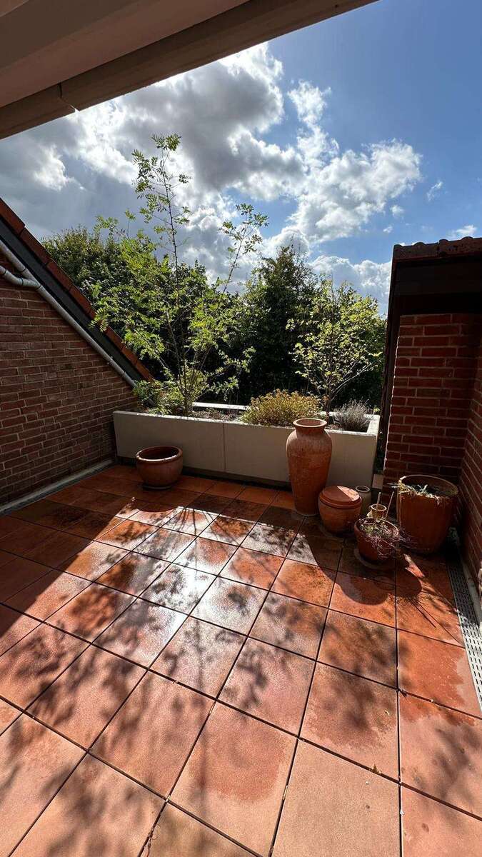 Wohnung zum Kaufen in Paderborn 325.000 € 99.83 m² 4 zimmer