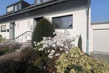 Haus Korschenbroich Kleinenbroich - 5 Zimmer, 140 m&sup2;, 1.920&euro; | Angebot:25476460