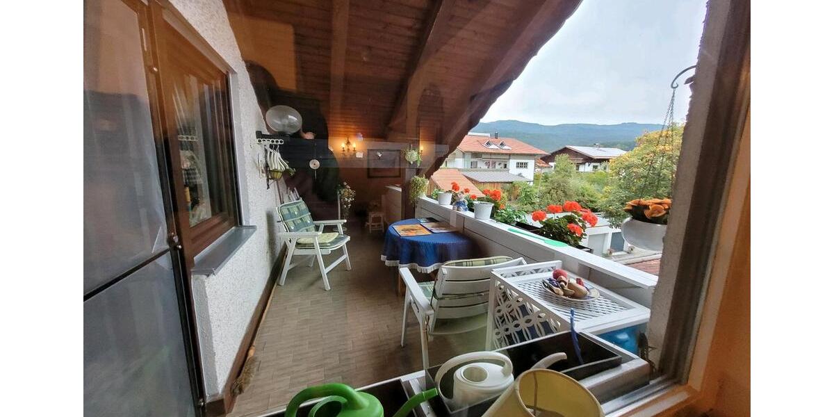 Dachgeschoßwohnung Drachselsried - 5 Zimmer, 120 m&sup2;, 295.000&euro; | Angebot:27084579