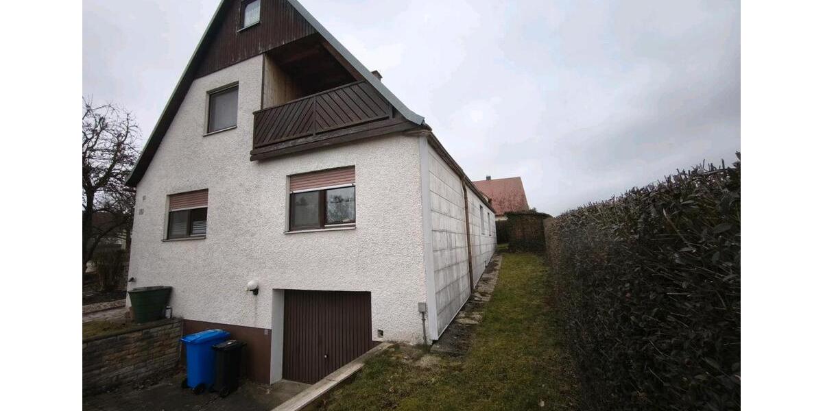 Einfamilienhaus Möttingen - 9 Zimmer, 182 m&sup2;, 290.000&euro; | Angebot:26738307