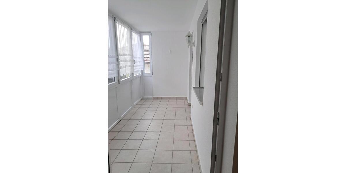 Erdgeschoßwohnung Viechtach - 3 Zimmer, 95 m&sup2;, 900&euro; | Angebot:26271628