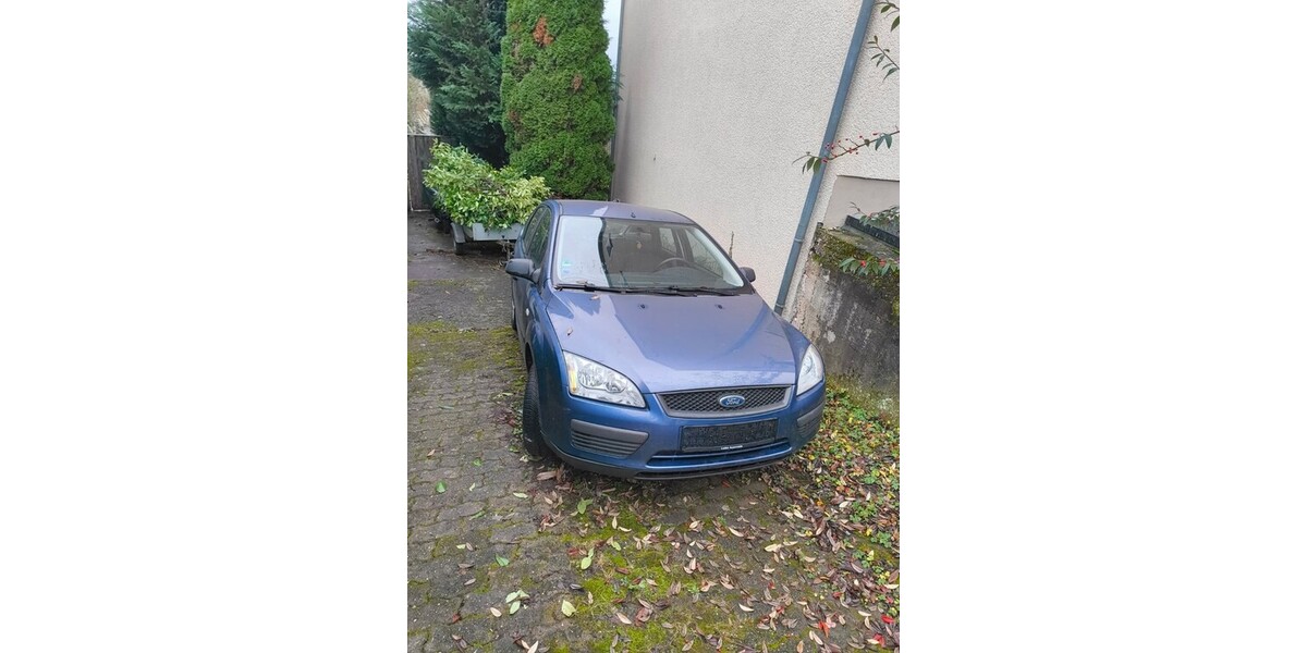 Ford Focus M1 76.000 km 1.700 &euro; Rehlingen-Siersburg 66780