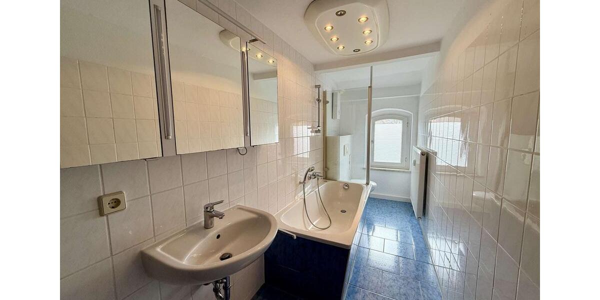 Etagenwohnung Döbeln - 4 Zimmer, 121 m&sup2;, 750&euro; | Angebot:26183314
