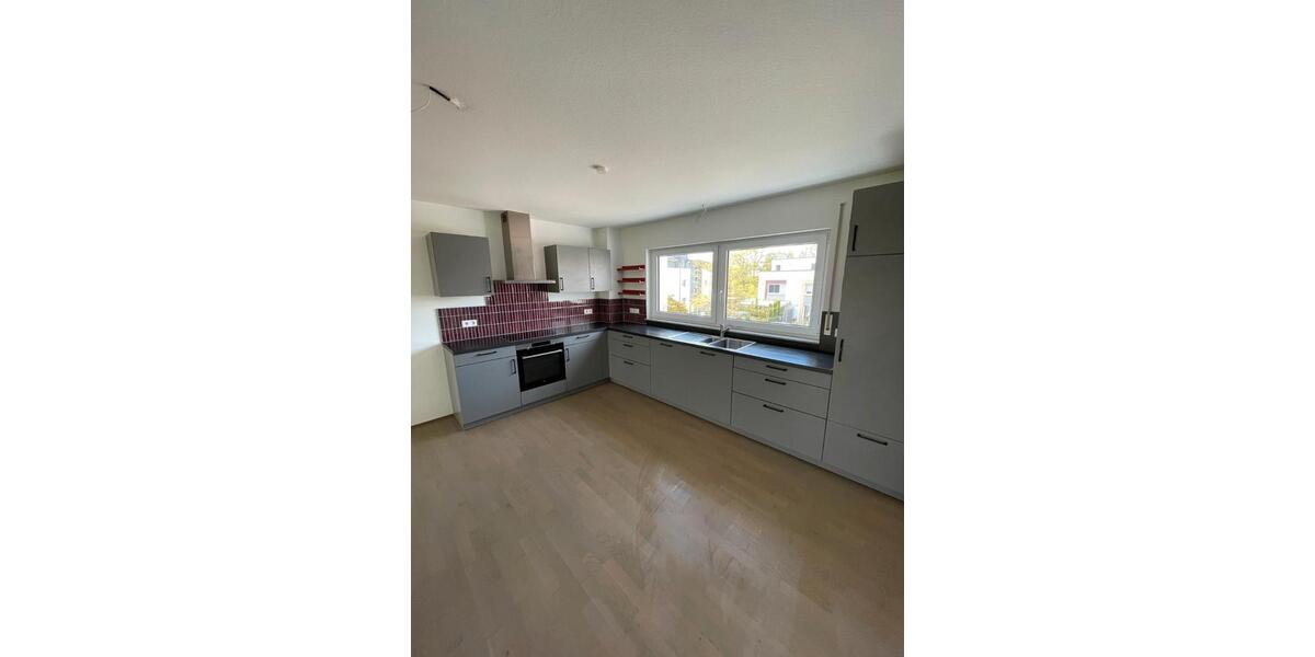 Erdgeschoßwohnung Öhringen - 4 Zimmer, 103 m&sup2;, 1.290&euro; | Angebot:26234287