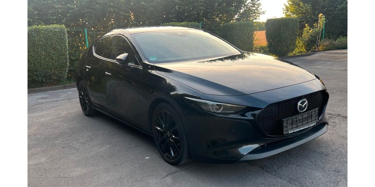 Mazda 3 104.000 km 15.300 &euro; Bochum 44807