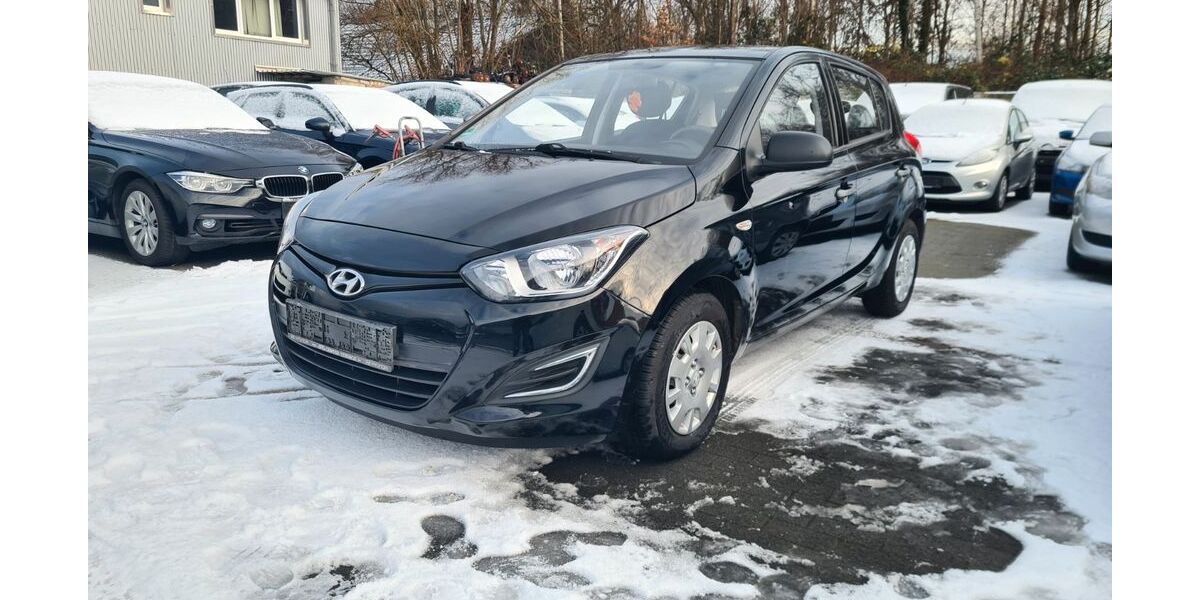 Hyundai i20 180.874 km 2.890 &euro; Essen 45309
