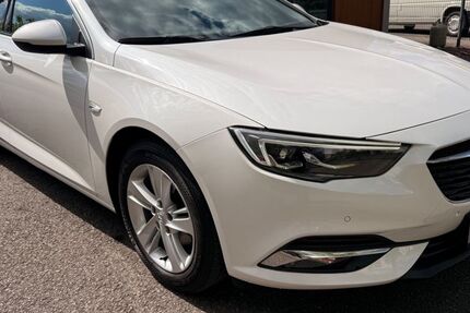 Opel Insignia 97.500 km 14.900 &euro; Dillingen 66763