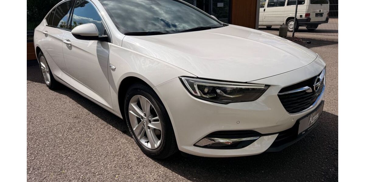 Opel Insignia 97.500 km 14.900 &euro; Dillingen 66763