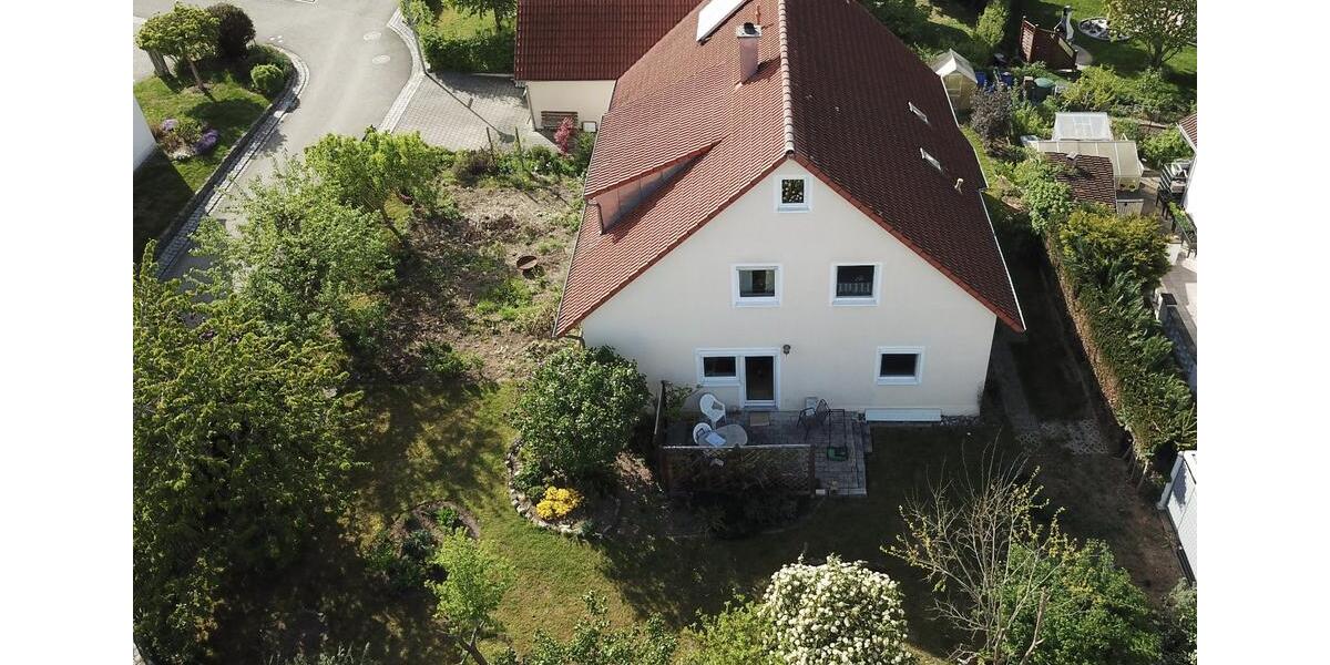 Einfamilienhaus Mönchsroth - 8 Zimmer, 216 m&sup2;, 535.000&euro; | Angebot:26990356