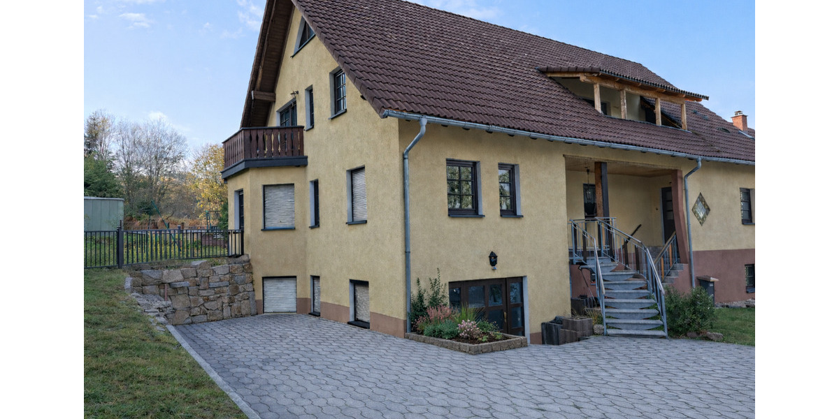 110m² WohnungDHH, ruhig am Wald+Terasse+Garten+Pool +Büro im OG 4 zimmer