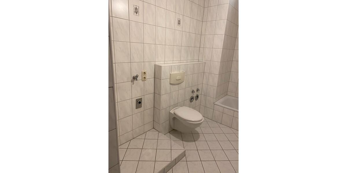 Etagenwohnung Bad Orb - 1 Zimmer, 67 m&sup2;, 184.000&euro; | Angebot:27142683