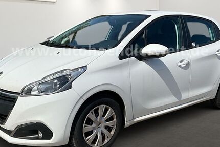 Peugeot 208 83.216 km 4.699 &euro; Brehna 06796