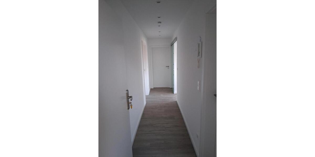 Dachgeschoßwohnung Algermissen - 3 Zimmer, 65 m&sup2;, 600&euro; | Angebot:25405094