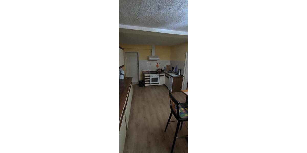 Etagenwohnung Eutin - 2 Zimmer, 130 m&sup2;, 1.000&euro; | Angebot:25100655