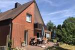 Preetz - für die Familie: Doppelhaushälfte mit Garten 5 zimmer