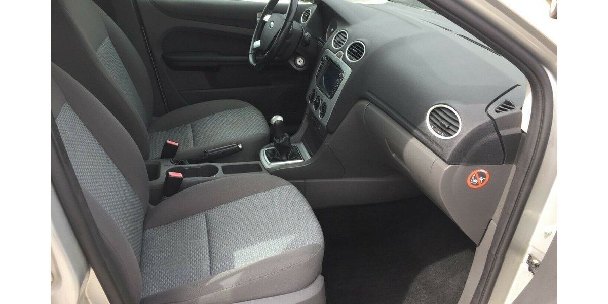 Ford Focus Ambiente,Alu,ESP,Klima, Tüv Neu! 198.000 km 2.900 &euro; Himmelkron 95502