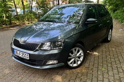 Skoda Fabia 98.000 km 9.600 &euro; Oberhausen 46119